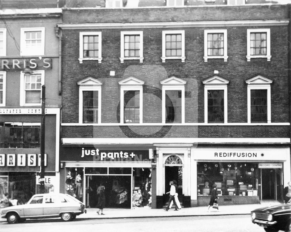 Bromley House -frontage