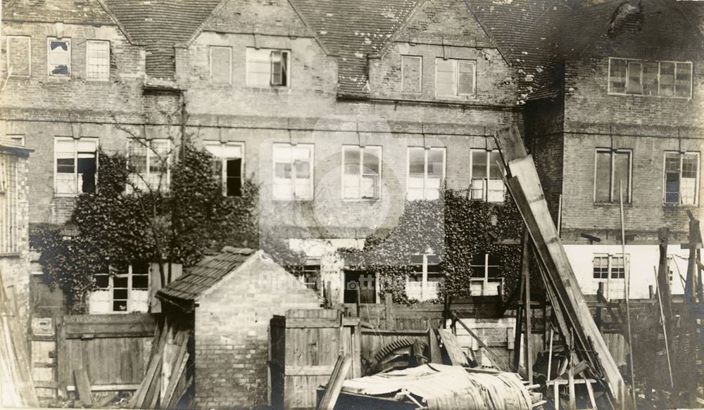 Brewhouse Yard, Nottingham, c 1900?