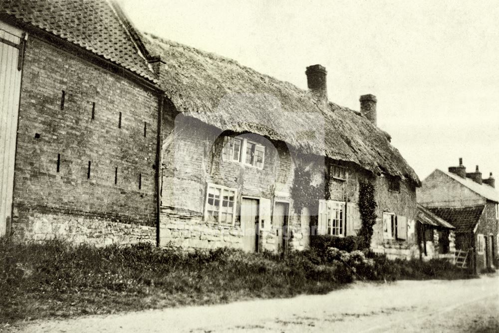 Cottages in Whysall