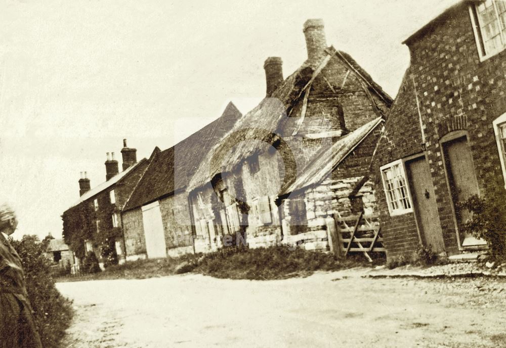 Cottages in Wysall