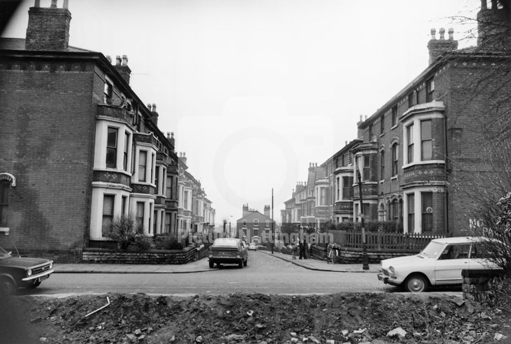 Clipstone Avenue, Nottingham, 1976