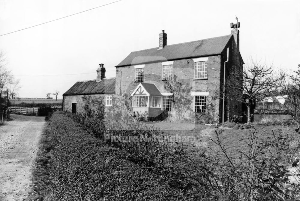 'Red Roofs', Babbington 1976