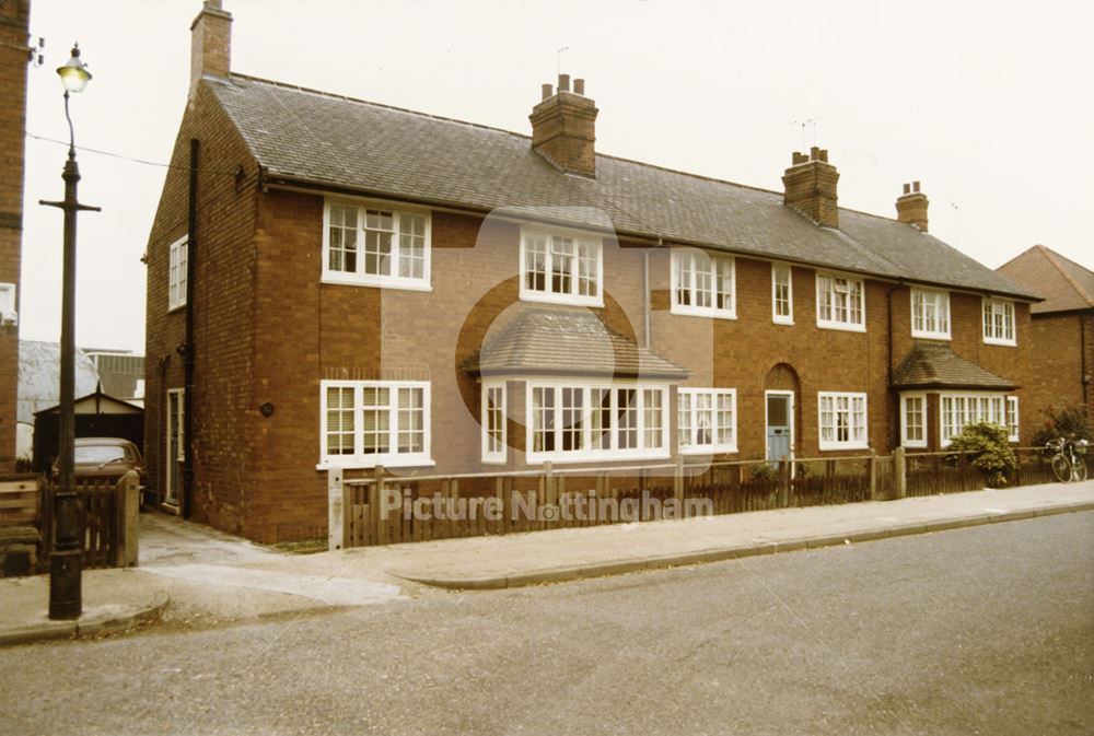 Highfield Road, Dunkirk, Nottingham, 1985