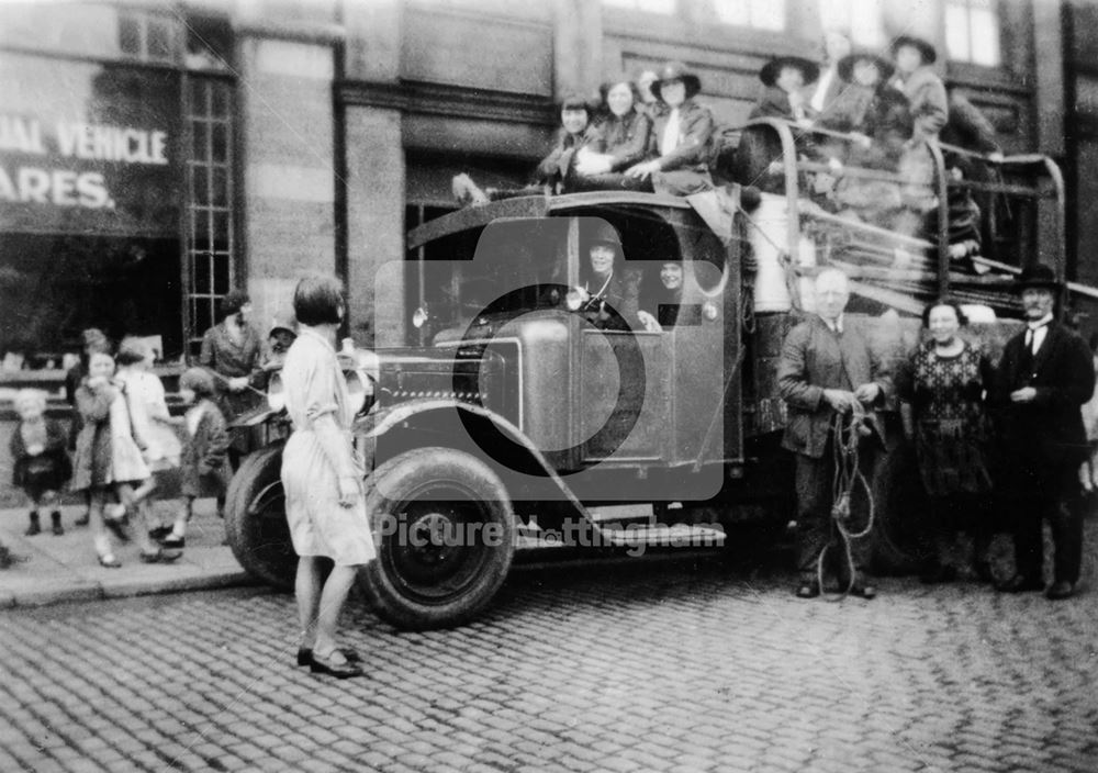 44th Nottingham (Leenside) Company, Lorry loaded for Camp, Narrow Marsh, Nottingham, 1930