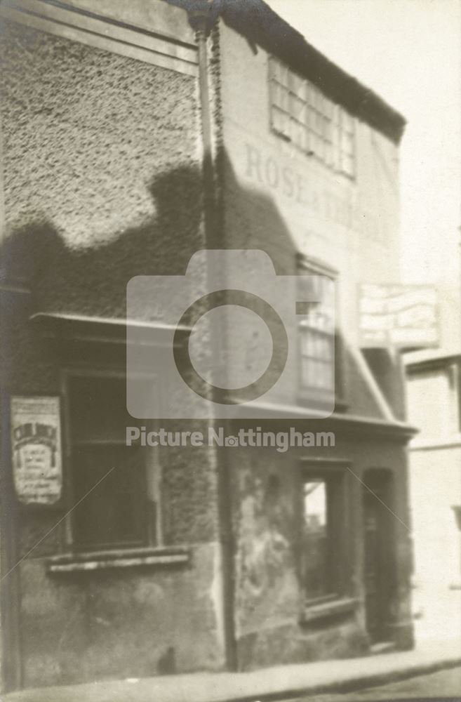 Rose and Thistle Inn, East Street, off High Cross Street, Nottingham, early 20th century