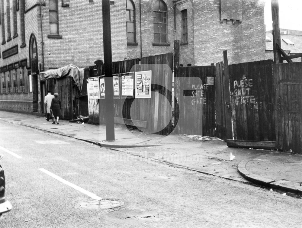 Sherbrooke Road, Carrington, Nottingham, 1977