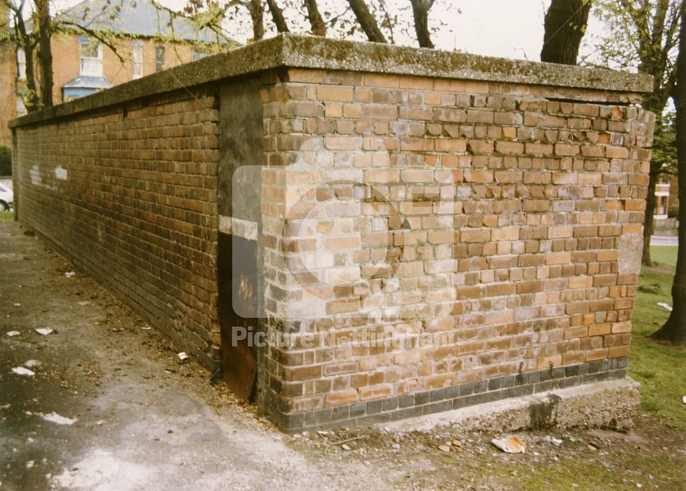 Public Air Raid Shelter, Mount Hooton Road, Nottingham, 1986