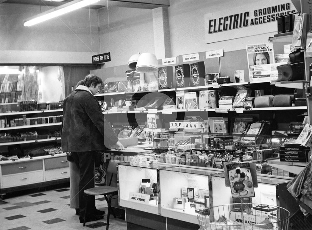 Electric Grooming Accessories, Boots The Chemists, High Street, Nottingham, 1972