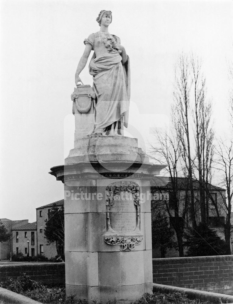 Boer War Memorial, Broadgate, Beeston, 1987