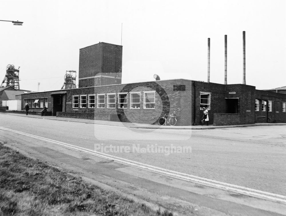 Colliery offices, Medical Centre and Canteen, Belle Vue Lane, Blidworth, 1982