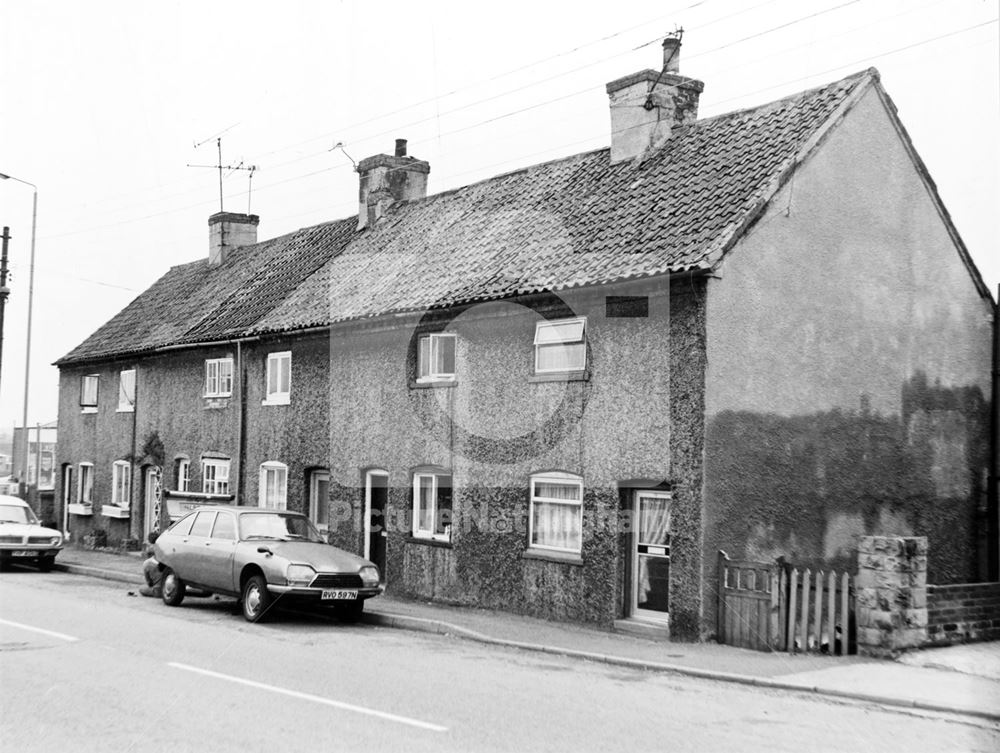 1-11 Main Street, Blidworth, 1982