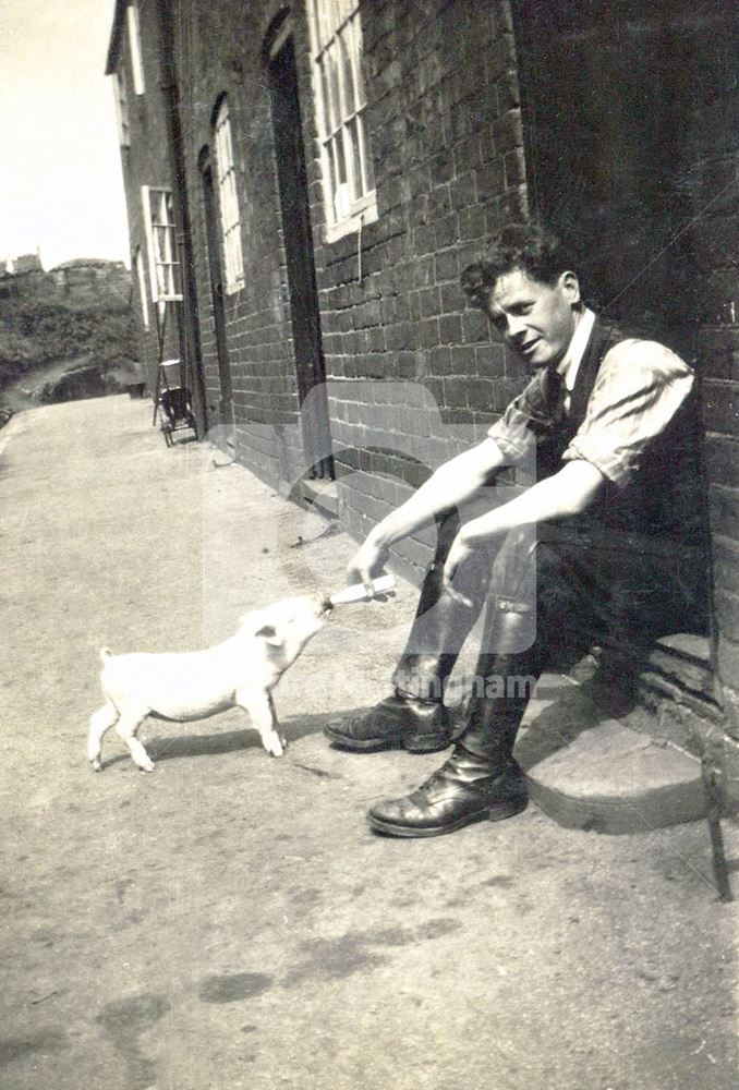 Alec Henson, Widdison Row, Ruddington, c 1922