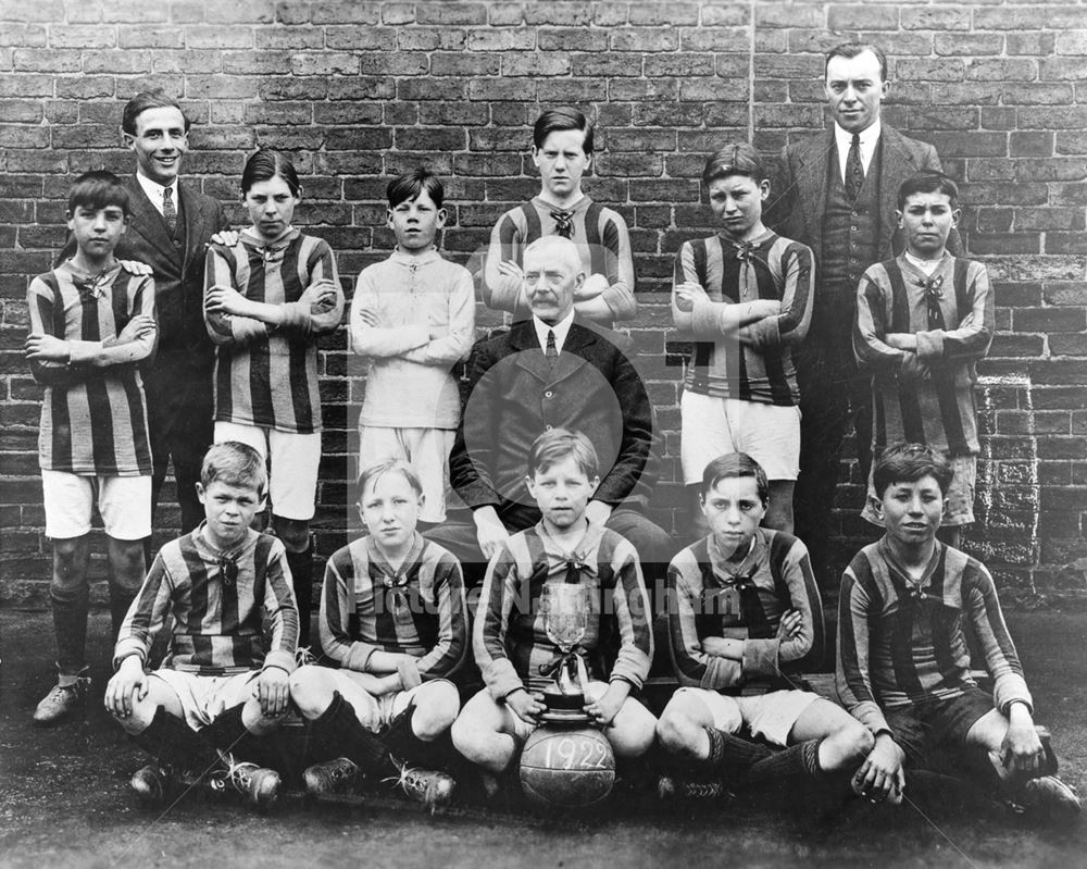 Greasley Beauvale Football Team, Greasley, 1922