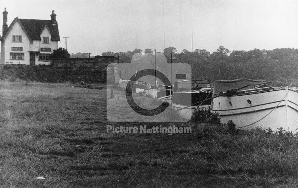 Lighthouse Cafe, River Trent, Gunthorpe, c 1930s-40s