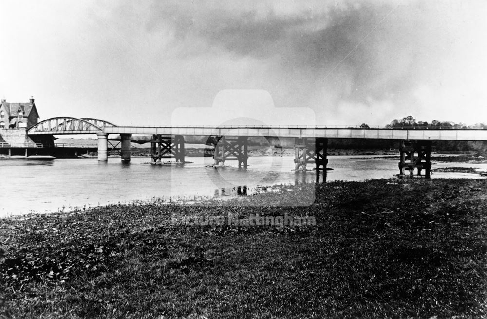 Gunthorpe Toll Bridge, Gunthorpe, c 1922