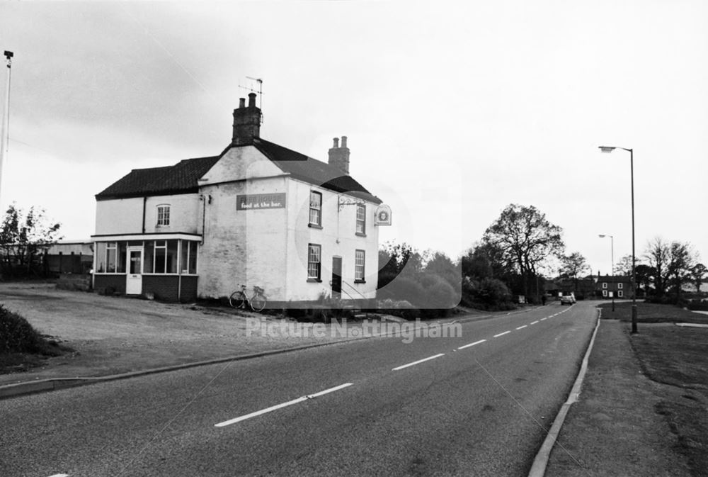 The Sun Inn, Broad Gate, Darlton, 1977