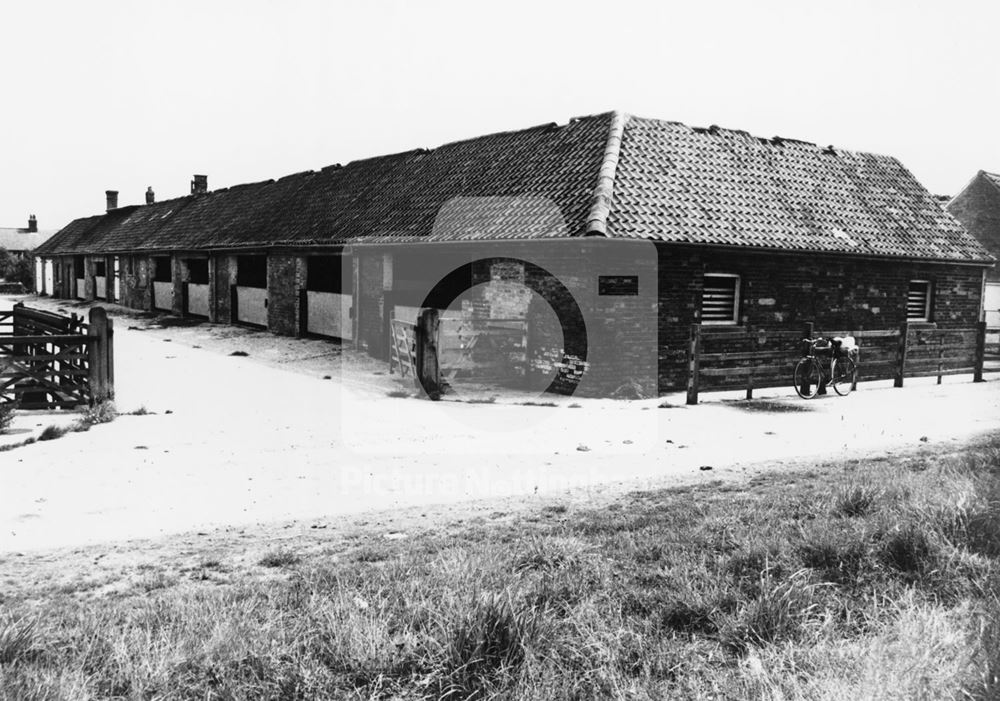 Cattle Sheds, Lower Hexgreave Farm, Lower Hexgreave, Farnsfield, 1981