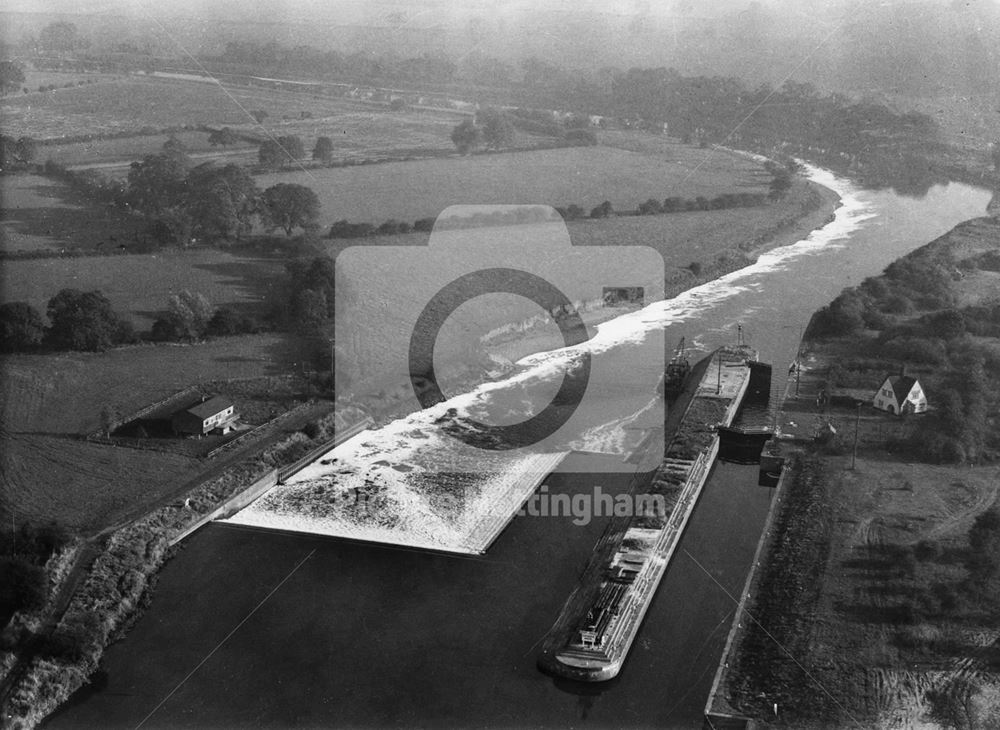 Weir and Lock, Hazelford Ferry, 1972