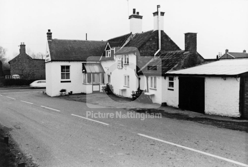 The Spread Eagle PH, Caunton Road, Hockerton, 1981