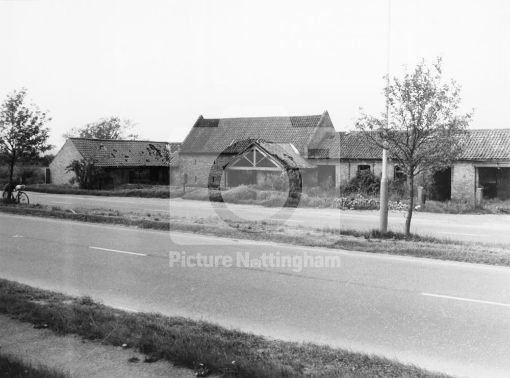 Fox and Crown Farm, Holme Lane, Bassingfield, 1975