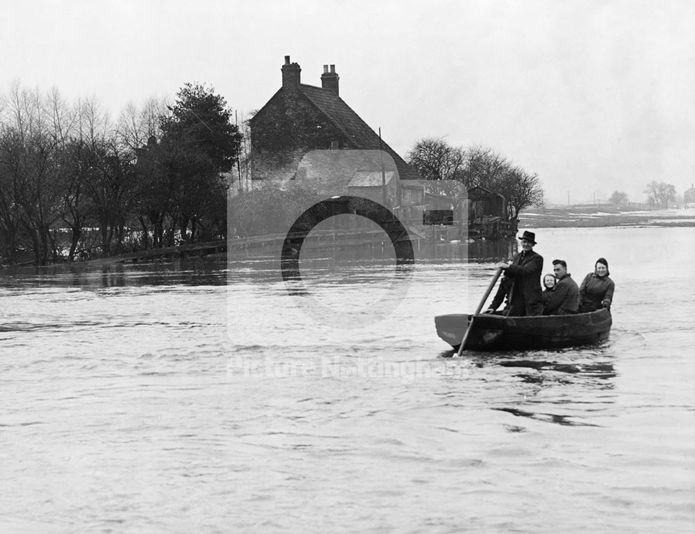 Lock-keeper's House, Holme Lock, River Trent, Holme Pierrepont, 1947