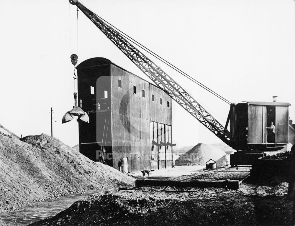 Hoveringham Gravels, Station Road?, Hoveringham, c 1940s