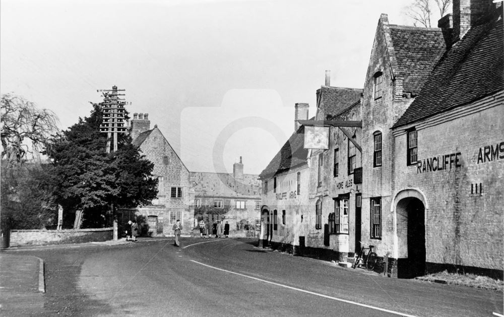 Rancliffe Arms and Bunny School, Loughborough Road, Bunny, c 1940s ?