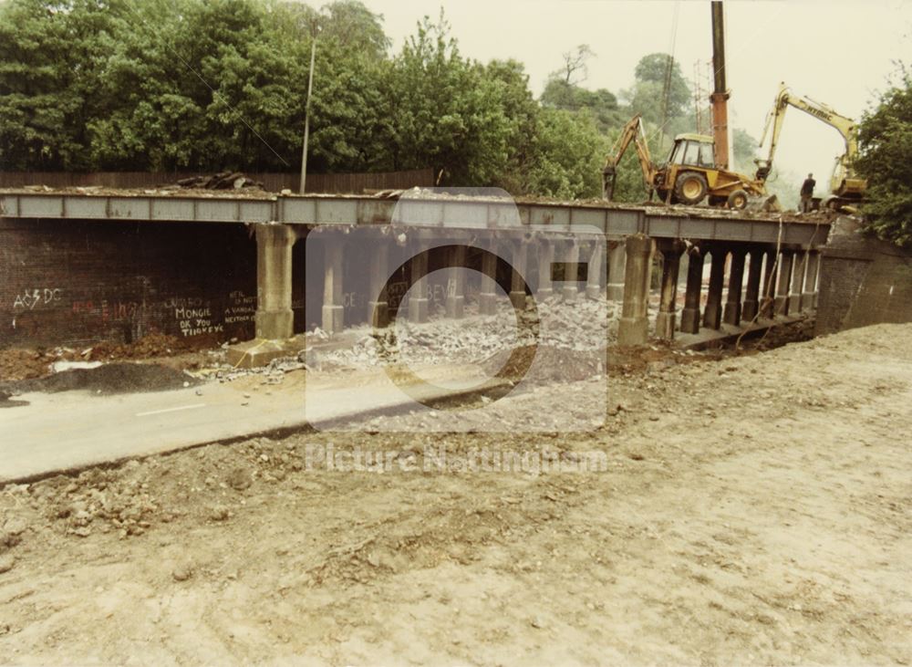 Colwick Road Bridge being Demolished, Daleside Road, Colwick, 1984