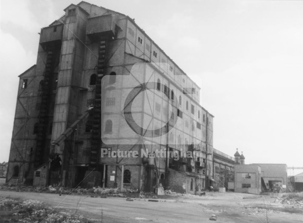 No.1 Retort, Basford Gas Works, Radford Road, Basford, 1976