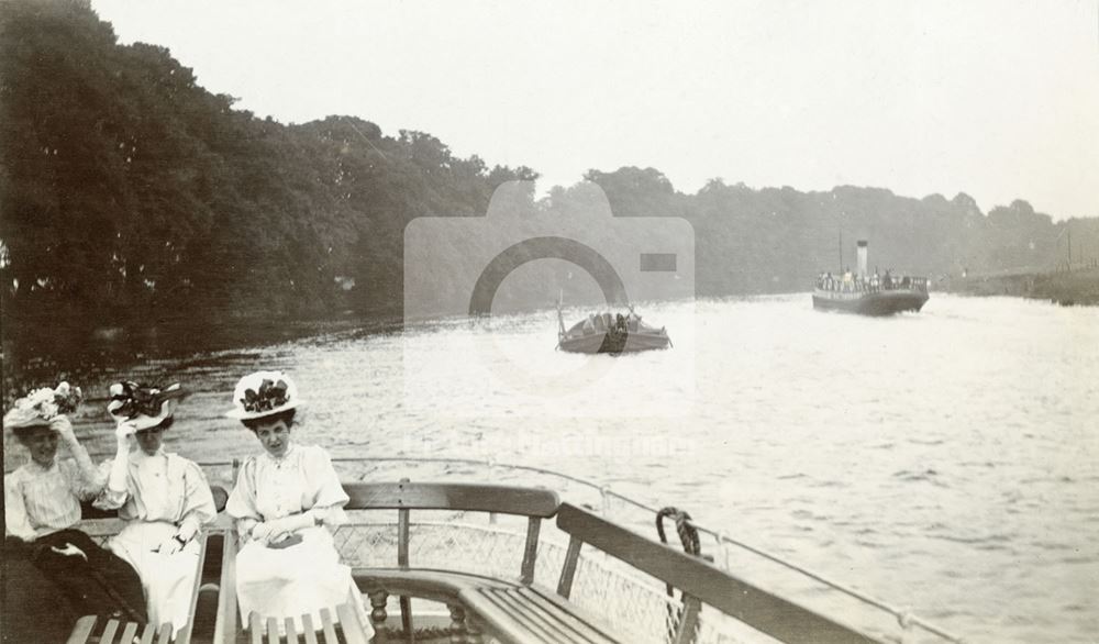 Steamers on the River Trent, Colwick, Nottingham, c 1905