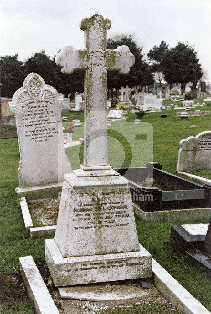 Memorial Gravestone to Albert Johnson, Carlton Cemetery, Cavendish Road, Carlton, 1989