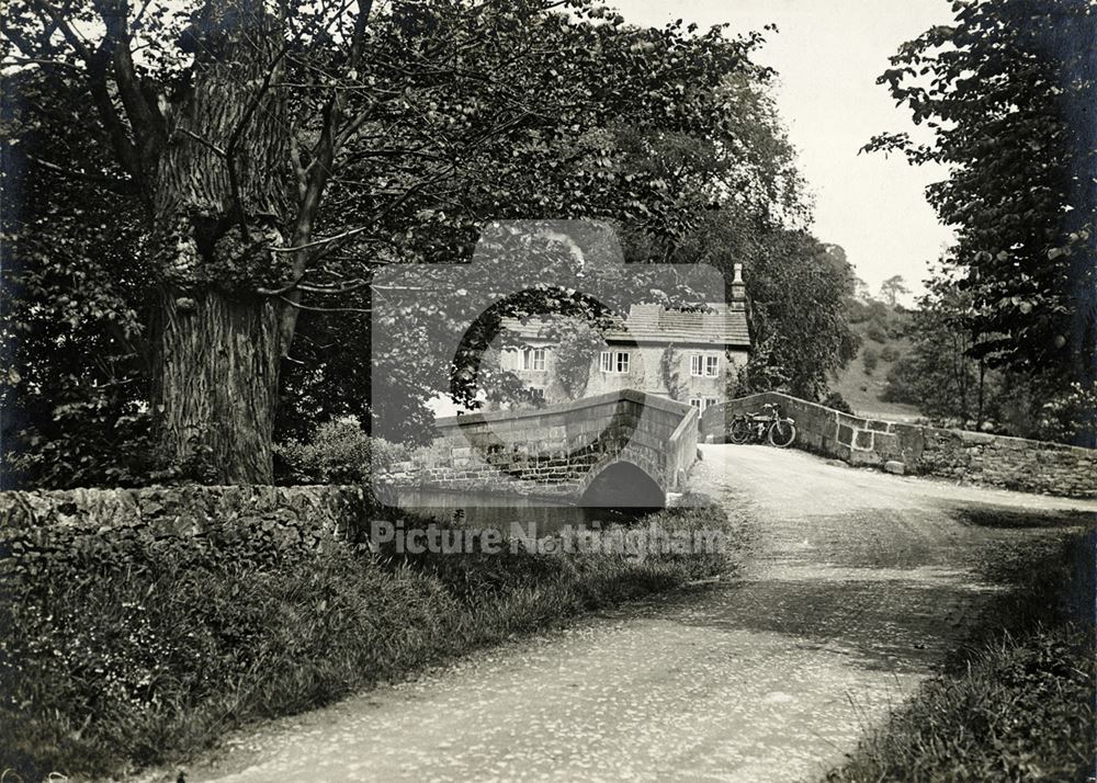 Alport Lane and Bridge, Alport by Youlgreave, c 1900s