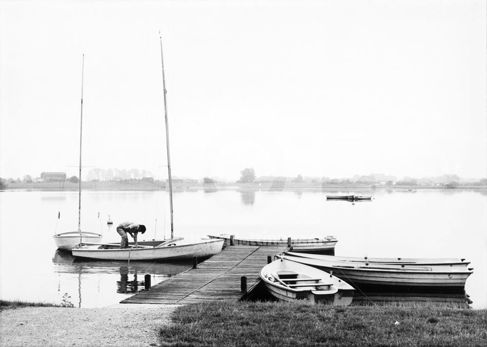 Colwick Country Park Lake, Colwick, Nottingham, 1983