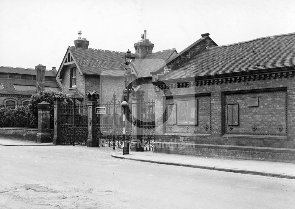 Entrance to The Cattle Market, Meadow Lane, Nottingham, 1949