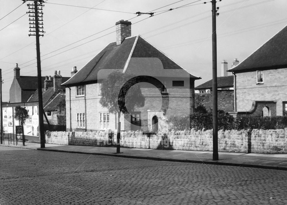 330-324 Ilkeston Road and Holland Place, Radford, Nottingham, c 1950