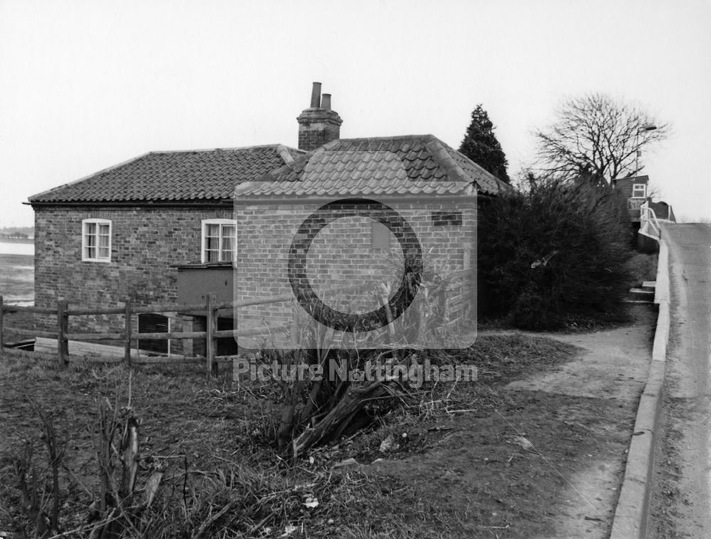 Toll Bridge over the River Trent, Dunham on Trent, 1977