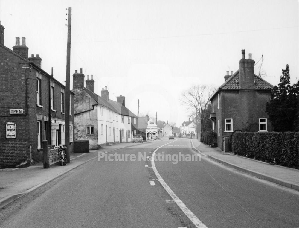 Main Street, Dunham on Trent, 1977