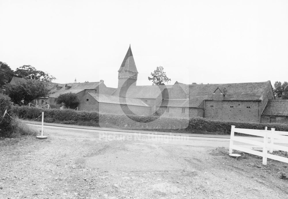 Hall Farm, Main Road, Kelham, 1979