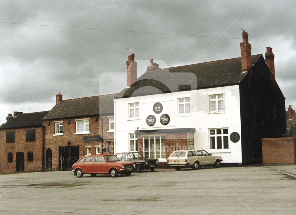 Three Tuns, Three Tuns Road, Eastwood, c 1985