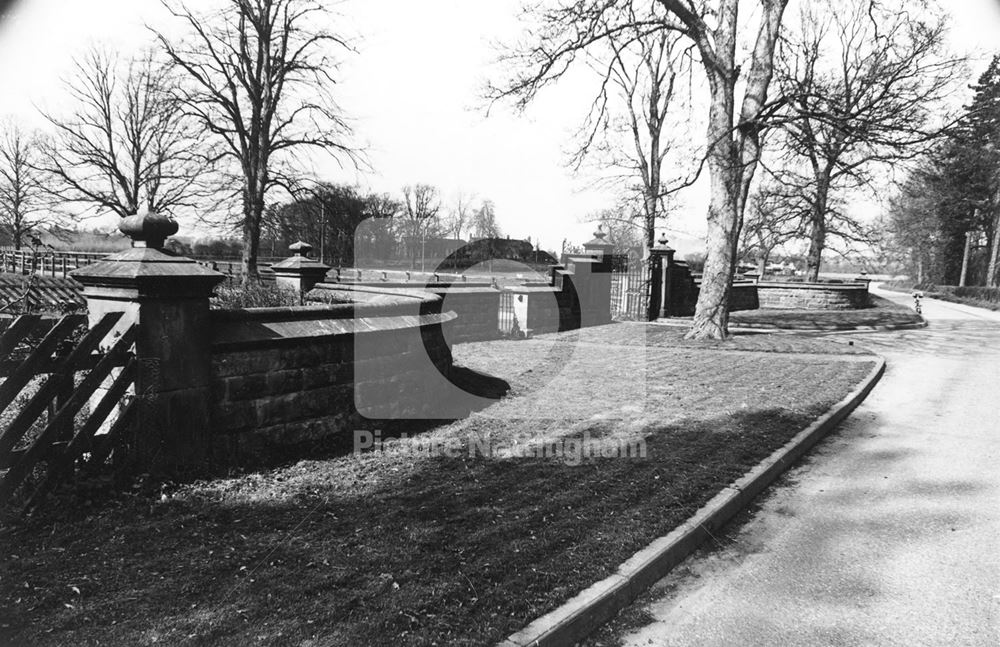 East Entrance, Kingston Hall, Kingston on Soar, 1978