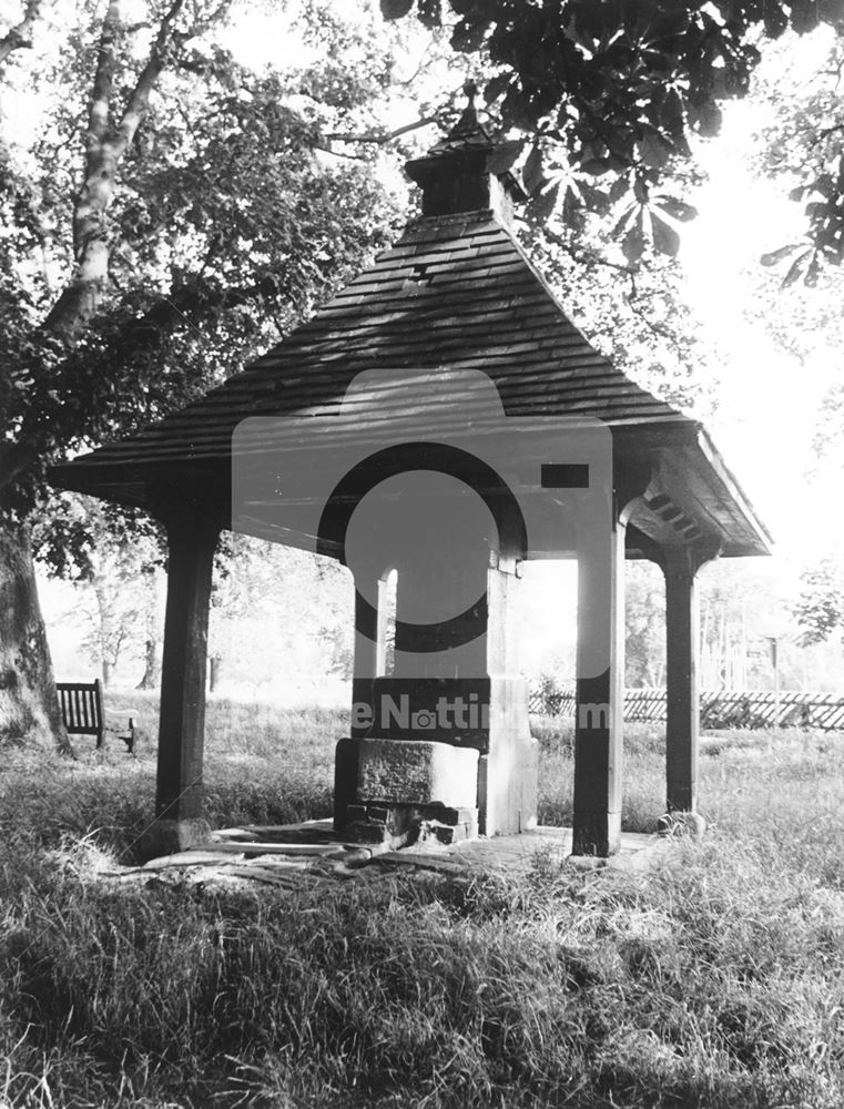 Village Pump, The Green, Kingston on Soar, 1977