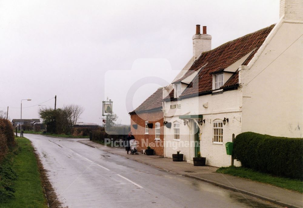 Willow Tree Pub, Newark Road, Barnby in the Willows, Nottingham, 1998