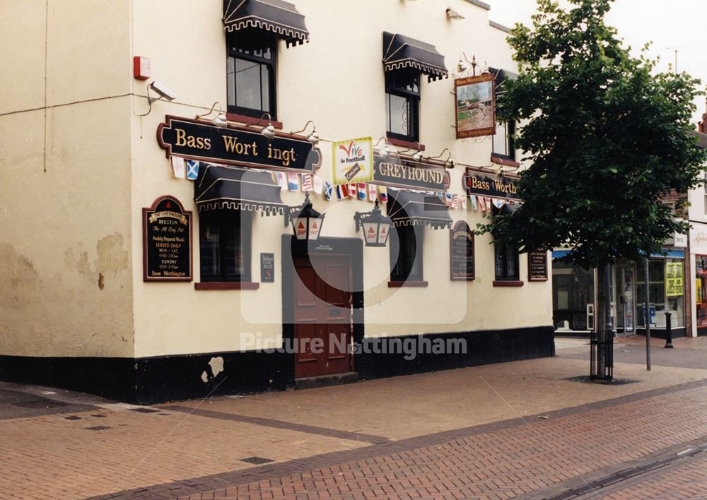 Greyhound Pub, High Road, Beeston, Nottingham, 1998