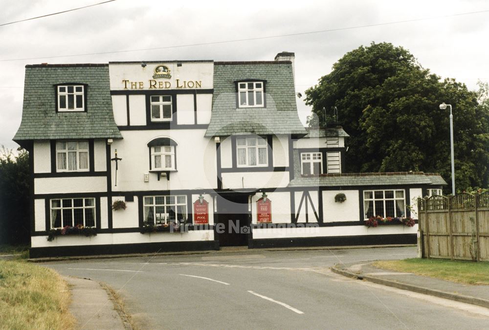 Red Lion Pub, Old Main Road, Costock, 1998