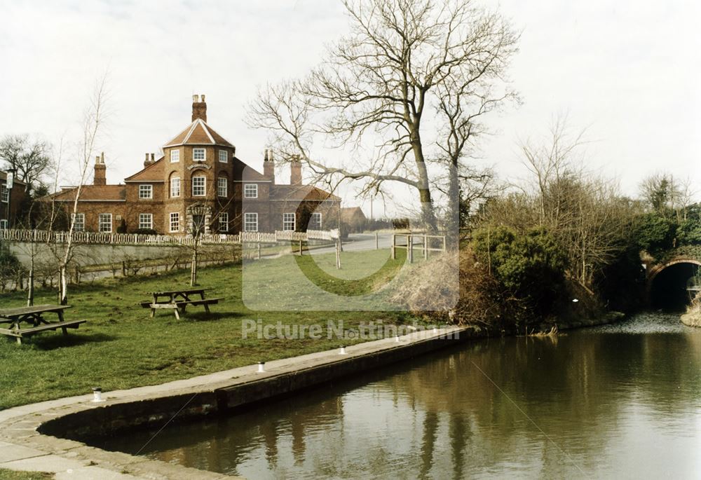 Griff Inn, Eel Pool Road, Drakeholes, 1998