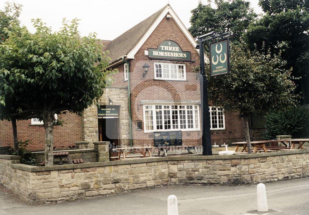 Three Horseshoes Pub, Main Street, East Leake, Nottingham, 1998