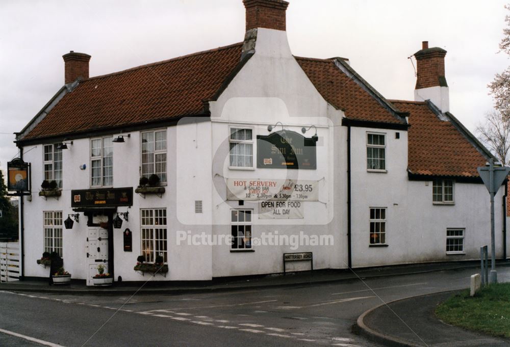 Sun Inn, Gainsborough Road, Everton, Nottingham, 1998