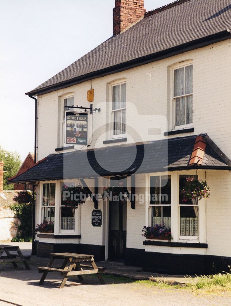 Bottle and Glass Pub, High Street, Harby, Nottingham, 1998