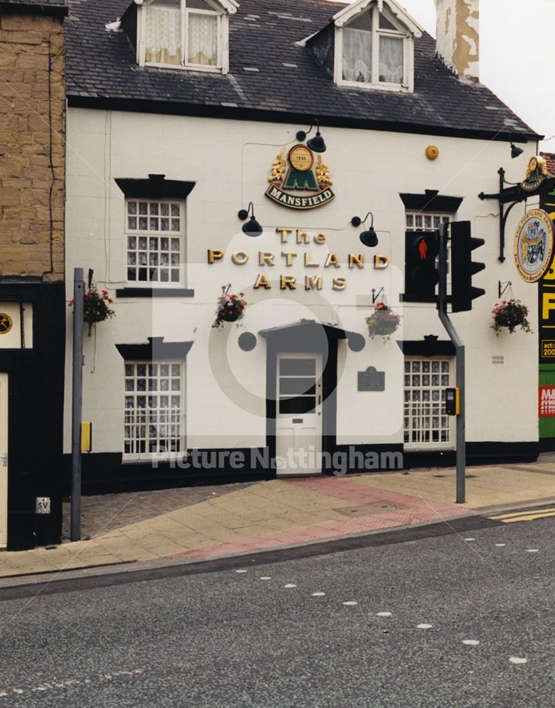 Portland Arms Pub, Albert Street, Mansfield, 1998