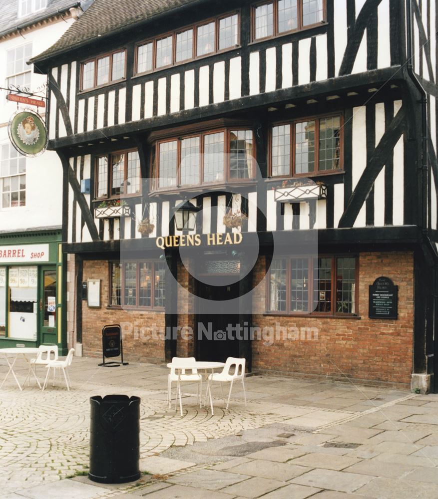 Queen's Head Pub, Market Place, Newark, Nottingham, 1997